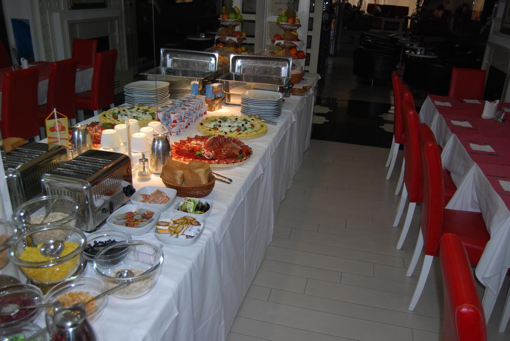 Garni Hotel Crystal Κράλιεβο Εξωτερικό φωτογραφία