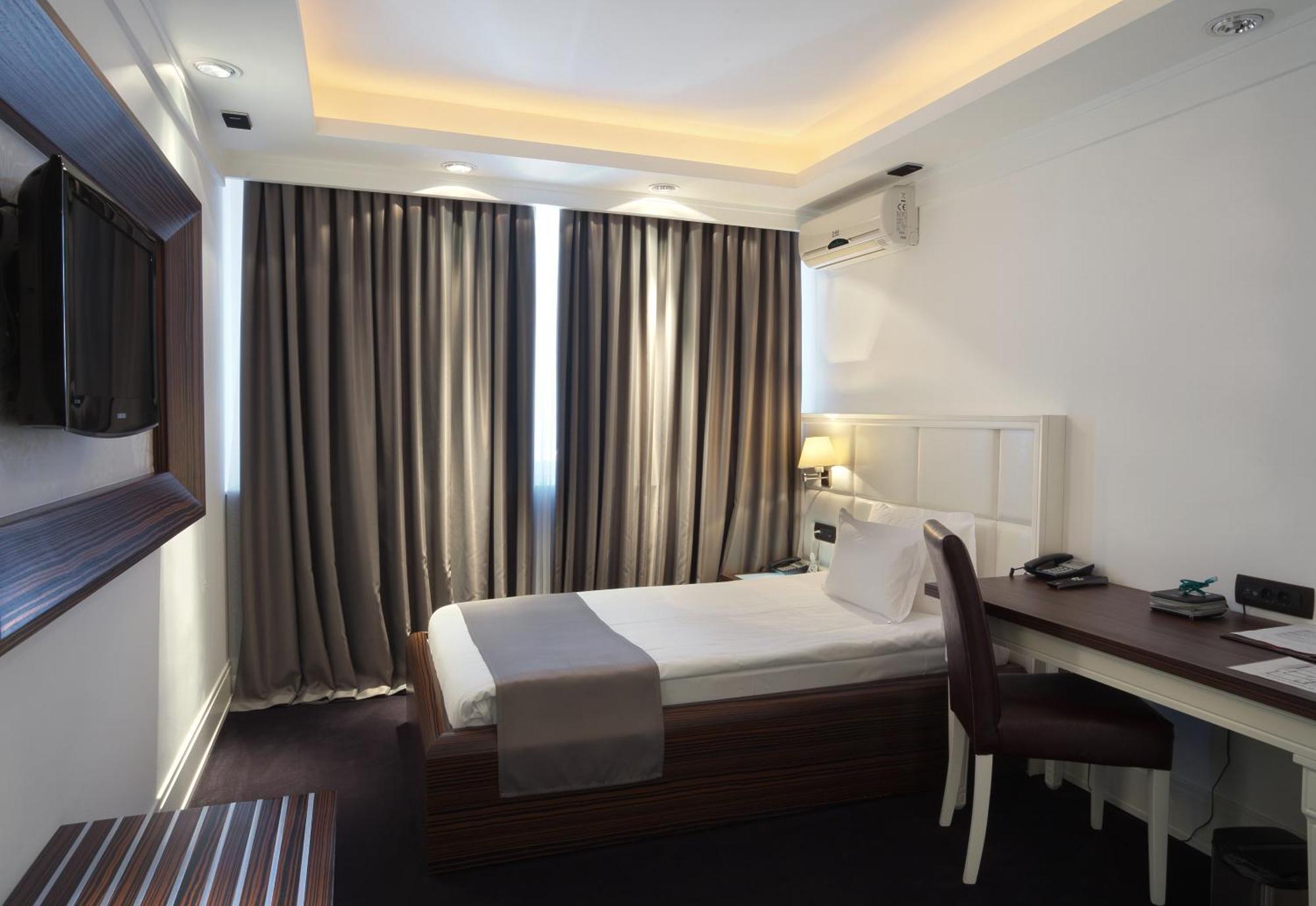 Garni Hotel Crystal Κράλιεβο Εξωτερικό φωτογραφία